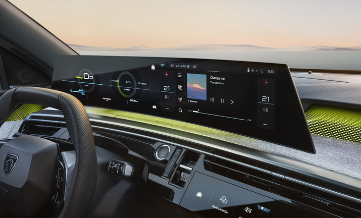 Peugeot E-5008 - Stellantis &You